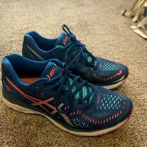 ASICS gel-kayano running shoes